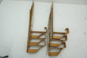 lot 78 image: roof brackets