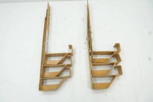 lot 79 image: roof brackets