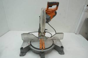 lot 81 image: compound miter saw