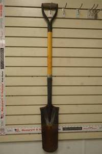 lot 118 image: tiling spade