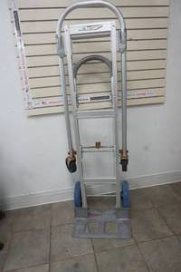 lot 122 image: RWM Casters Rapid stock cart