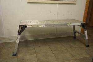 lot 123 image: aluminum work platform