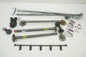lot 163 image: Cast iron decor, holders (20) and a plastic holder (30)