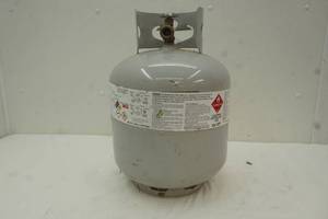 lot 167 image: Propane tank