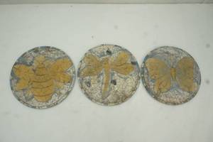 lot 172 image: Garden stepping stones