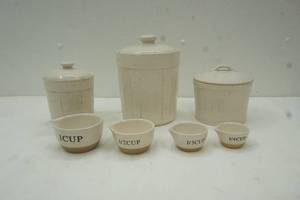 lot 177 image: lidded ceramic cannister set with measuring cups