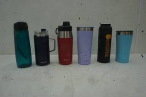 lot 229 image: Drink container lot