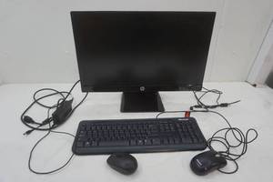 lot 251 image: 24 monitor for HP computer