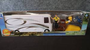VINTAGE EXTREME ADVENTURE CAMPER PLUS