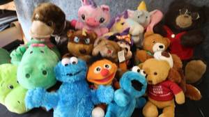 HUGE BOX OF STUFFED ANIMALS