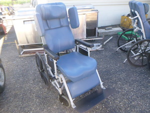 Invacare Tilt-In-Space Deluxe Wheel Chair with Footboard