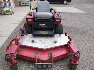 Snapper Rider Rear Engine Zero-Turn Lawn Mower