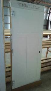 lot 723 image: Bayer 36 in. Int. Door, Pre-Hung.