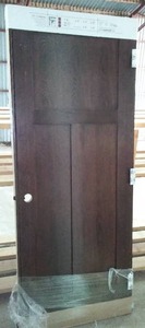 lot 725 image: Bayer 32 in. Int. Door , Pre-Hung.