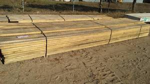 lot 617 image: 2x4x 16 ft. Lumber (153pcs bundle)