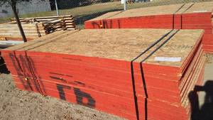 lot 622 image: OSB 716 x 4 ft. x 9 ft (30 pcs)