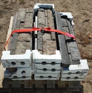 lot 916 image: Versetta Stone (8 Bundles)