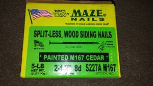 lot 828 image: Maze Split-Less Siding Nails.