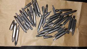 lot 844 image: DeWalt Assorted Drill Tips (42 ct.)