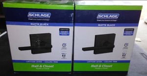 lot 874 image: Schlage Hall Closet Lever Latch (2) Matte Black.