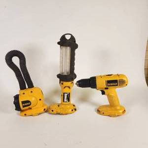 lot 9 image: Lot Of 3 DeWalt 18v Power Tools, DW959 DrillDriver, DW919 Light, DC527 Fluorescent Light