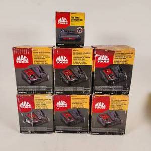 lot 25 image: Lot of 6 Mac Battery Chargers 12v to 20v DeWalt Compatible And a 12v Battery