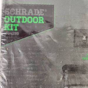 lot 46 image: Schrade Telescoping Shovel And Outdoor Tool Kit