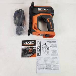lot 54 image: Ridgid 18V Digital Inflator Fastest Tire Fill TOOL ONLY