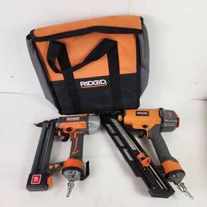 lot 56 image: Ridgid 18GA  Angle Finish Nailer R250AFE And Ridgid Finish Stapler R150FSF3 Soft Bag