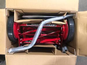 Great States 14 in. 5-Blade Manual Walk Behind Reel Lawn Mower Customer Returns See Pictures