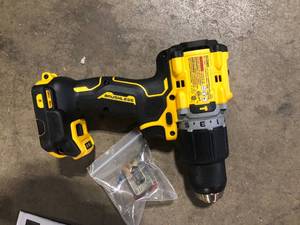DEWALT 20V Compact Cordless 12 in. Hammer Drill (Tool Only) Customer Returns See Pictures