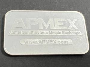 1 TROY OZ .999 FINE SILVER APMEX BAR