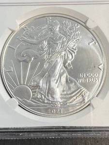 2021 AMERICAN SILVER EAGLE NGC MS69