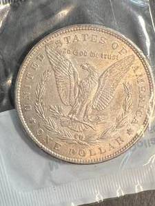 1900 US MORGAN SILVER DOLLAR AU