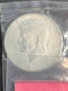 1964 US KENNEDY HALF DOLLAR THANKS FOR BANKING WITH US