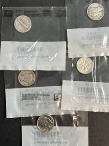 GROUP OF 5 US SILVER DIMES