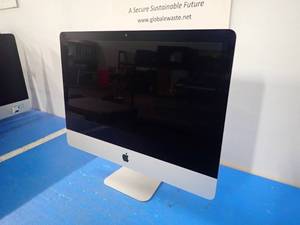 lot 1 image: Apple iMac18,1 A1418 MMQA2LLA &nbspINTEL(R) CORE(TM) I5-7360U CPU  2.30GHZ  8GB DDR3 SDRAM  1TB HDD  Includes IOS and power cable 