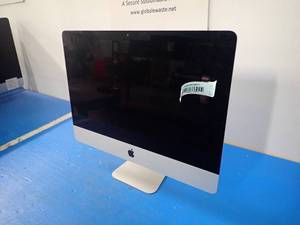 lot 3 image: Apple&nbspiMac18,1 A1418 AIO PC &nbspINTEL(R) CORE(TM) I5-7360U CPU  2.30GHZ  8GB RAM  1TB HDD  Includes IOS and CAB-AC power cable  scuffs on screen 
