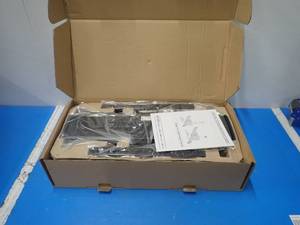 lot 80 image: Chief&nbspsingle flat panel ceiling mount LCM1U 