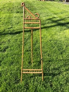 lot 129 image: Antique Victorian Easel Art Stand
