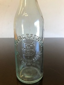 lot 150 image: Original Antique Pre-Prohibition YOERG Brewing Company Saint Paul Beer Bottle
