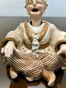 lot 224 image: Very Nice Antique ca 1900 Porcelain Nodder Doll