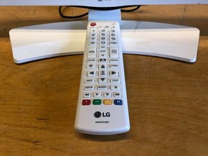 lot 242 image: Working LG Model 24LJ4840 Smart TV wRemote