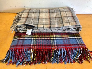 lot 281 image: 2 Like Ne wor Brand New Quality Wool Blankets - Including Pendleton