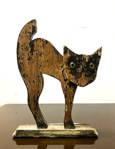 lot 316 image: Wonderful Original 1930s era Folk Art Black Halloween Cat Doorstop