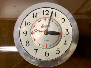 lot 308 image: Mid Century 1950s era SESSIONS Kitchen Wall Clock