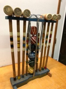 lot 291 image: Vintage 1960s era South Bend Complete Croquet Set wStand