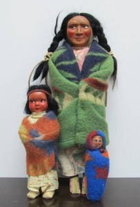 lot 46 image: Lot of 3 Original 1940s era Native American Dolls