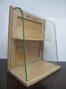 lot 50 image: Vintage 1950s era SPARTUS Cameras