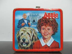 lot 61 image: Vintage ANNIE Metal Lunchbox wThermos